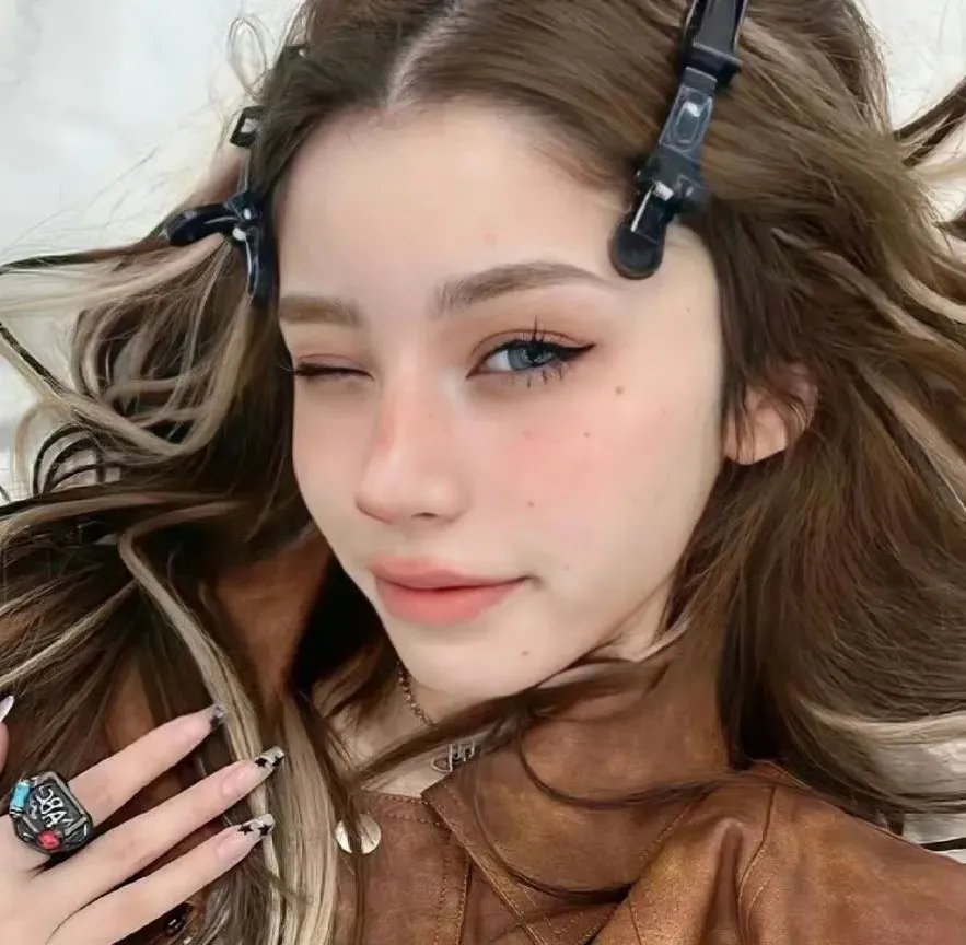 摇摇晃晃的人间
